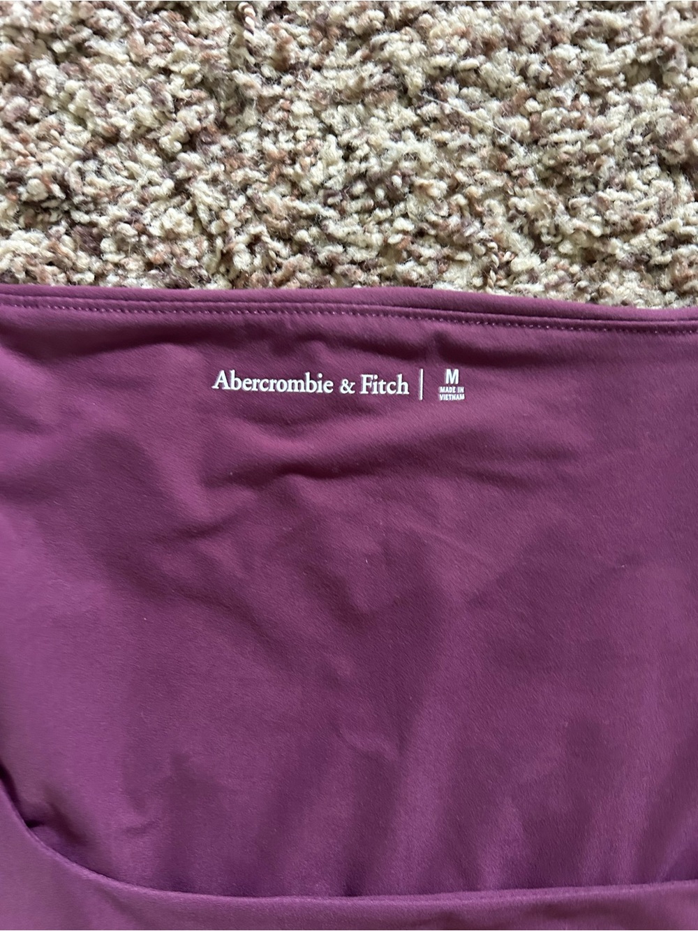 A&F Women’s Long Sleeve Square neck Bodysuit, size M - Picture 2 of 2